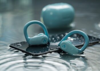 Hakii action wear it to exercise, sweat and water-proof, and exercise without pressure! Learn More:https://www.hakii.com/shop/hakii-action/