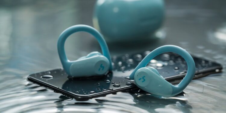 Hakii action wear it to exercise, sweat and water-proof, and exercise without pressure! Learn More:https://www.hakii.com/shop/hakii-action/